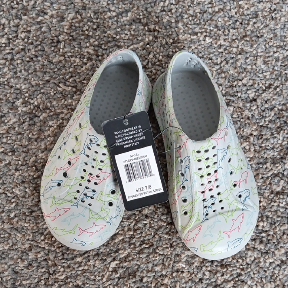 Revo Kids Water Shoes with Shark Print - Multicolor